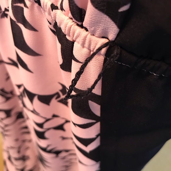 Beautiful vintage and feminine style dress - Picture 4 of 5